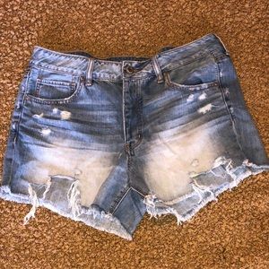 American Eagle Tomgirl shorts!